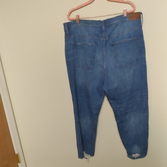 Madewell Light Wash Classic Straight Leg Step Hem Lightly Distressed Jeans 35 - Picture 2 of 13